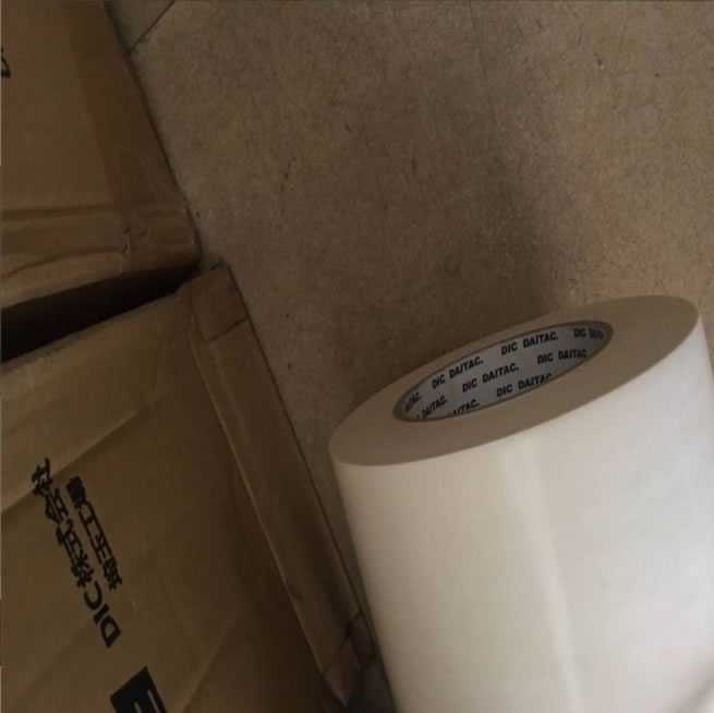 DIC#815AT汽车用的内装部品 对金属到塑胶等部品都有很强的粘接性